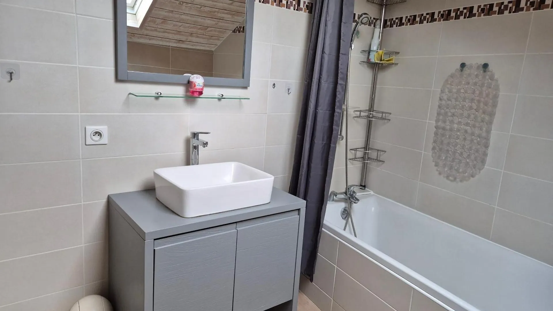 Holiday home Locations Vacances A La Montagne Sarrancolin France